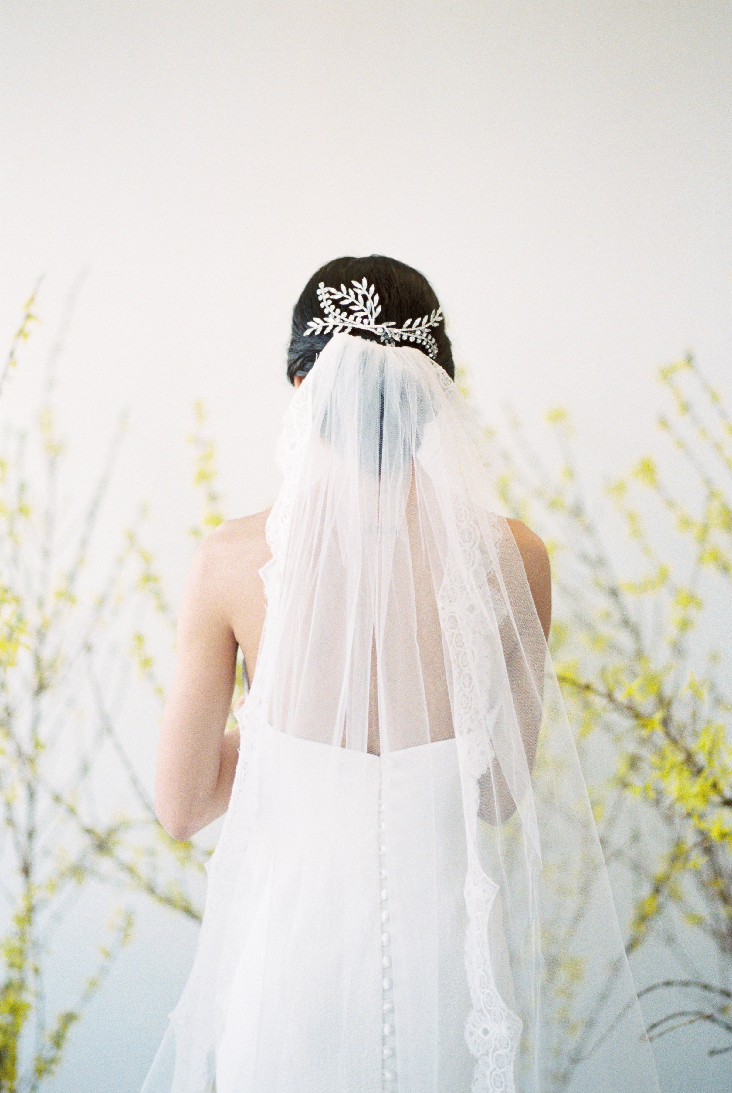 Sassi Holford "Astrid" wedding dress and Jennifer Behr headpiece | Spring Bridal Inspiration from Little White Dress Bridal Shop in Denver, Colorado | Decorus Photography