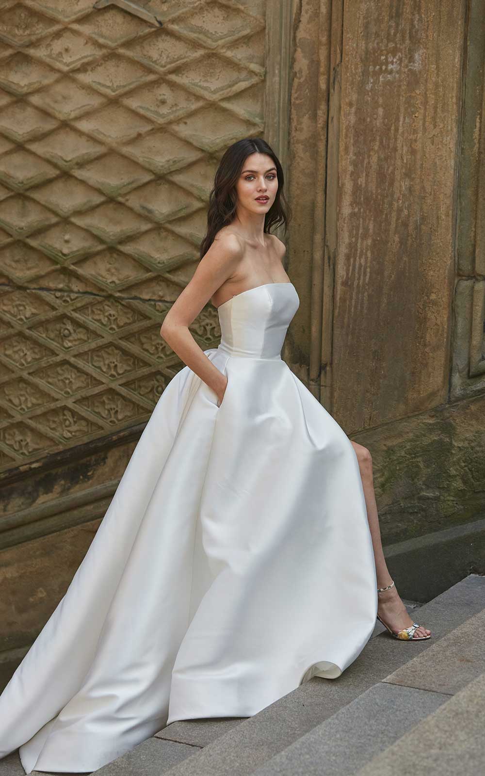 monique lhuillier bridal gowns