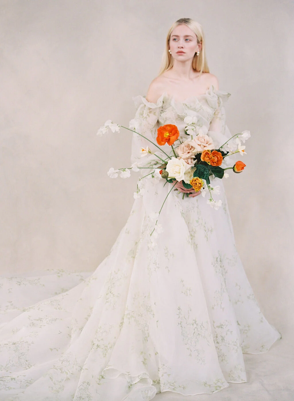 monique lhuillier flower girl