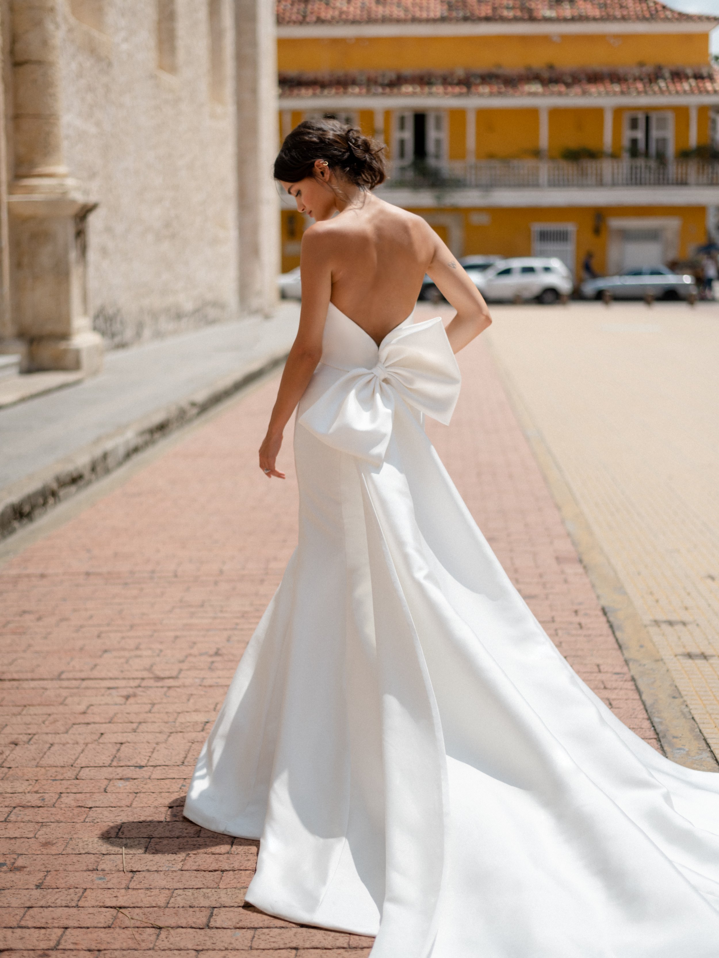 Monique Lhuillier — Little White Dress ...