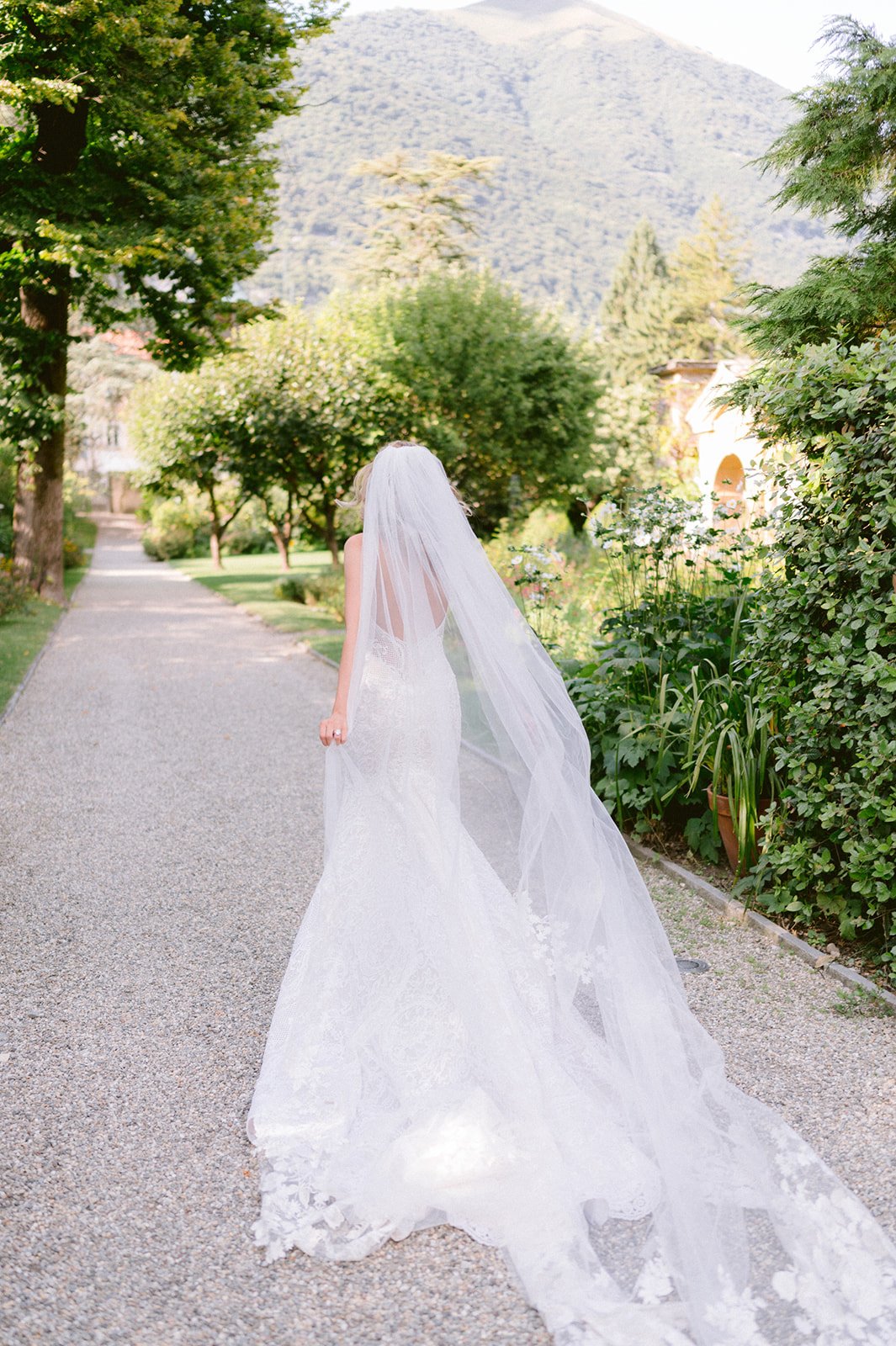 galia lahav bride