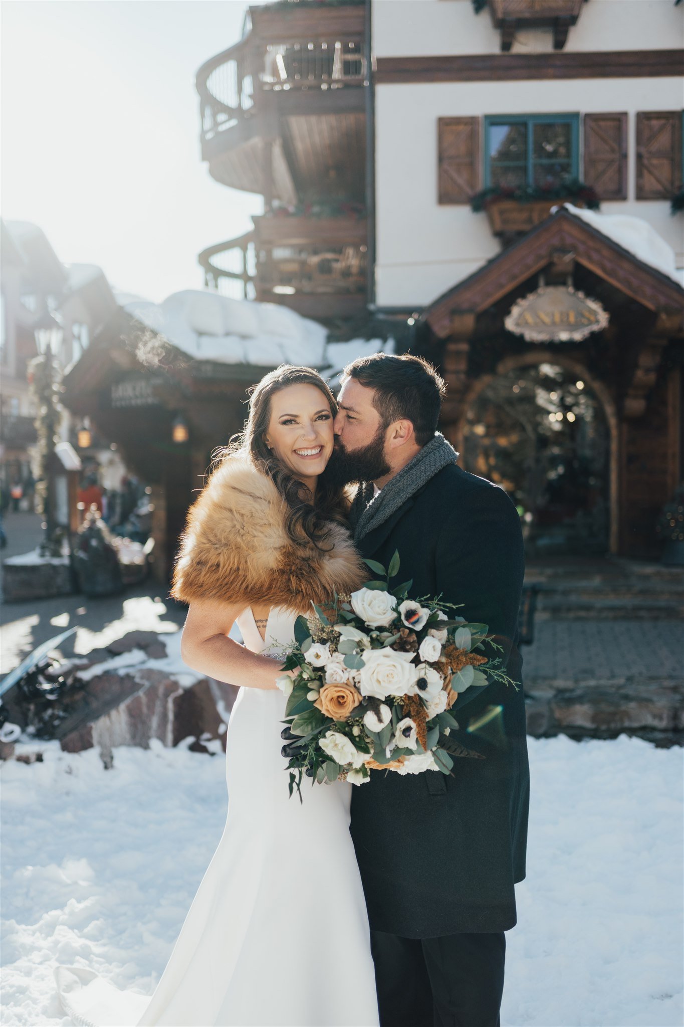  Veil winter wedding outdoor Colorado elopement Anne Barge 