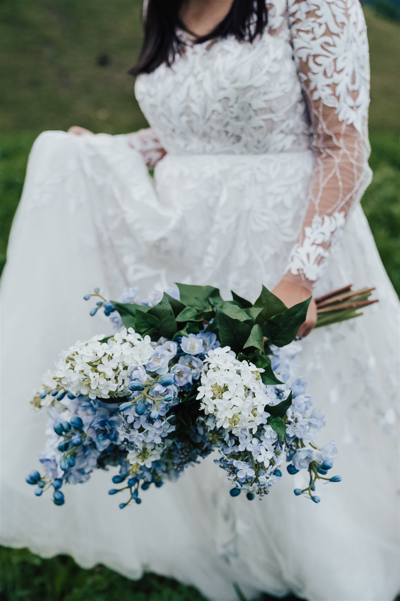  blue florals mountain elopement adventure wedding enaura  