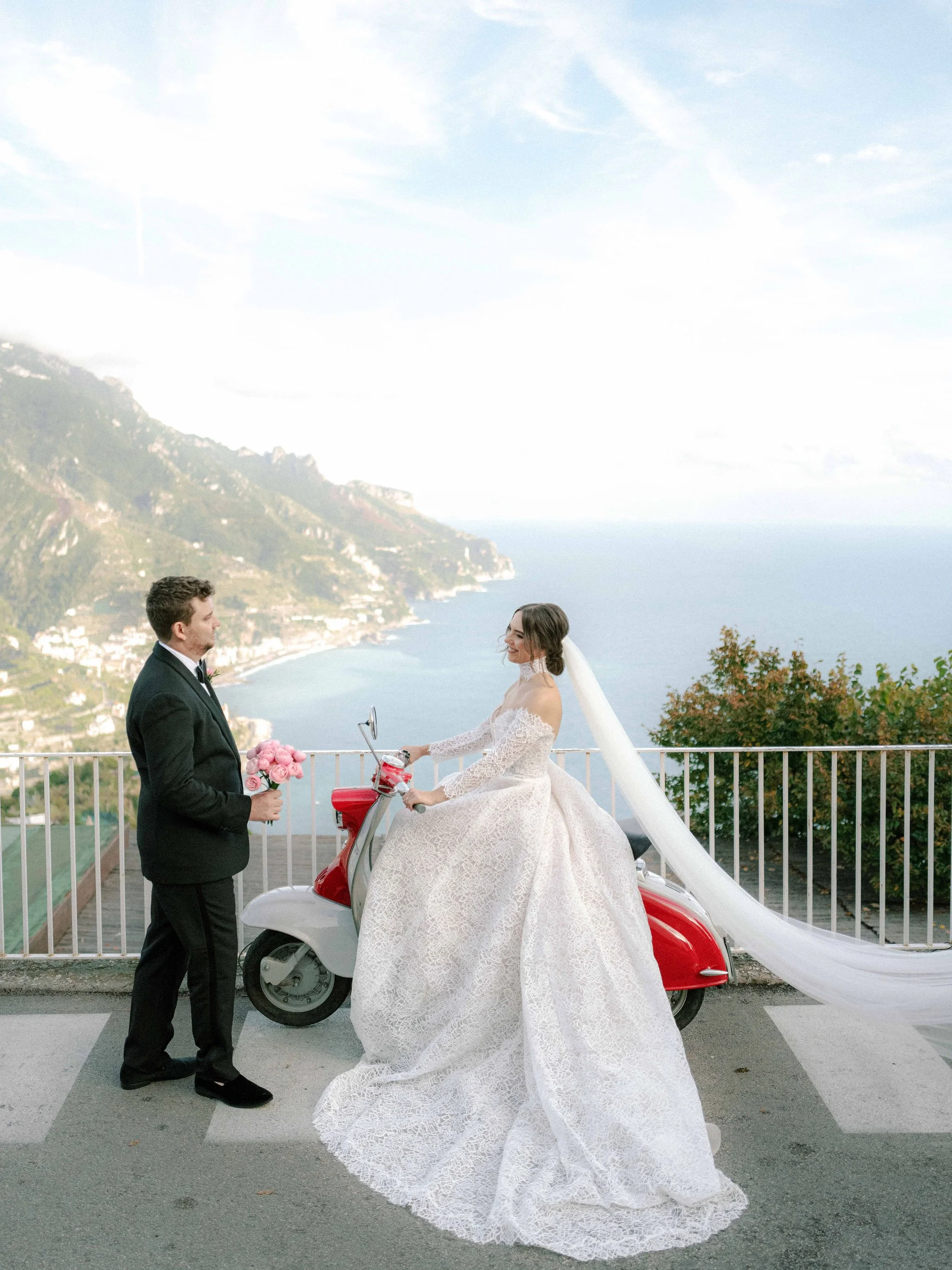 Justine &amp; Skyler's Stunning Wedding in Ravello Italy