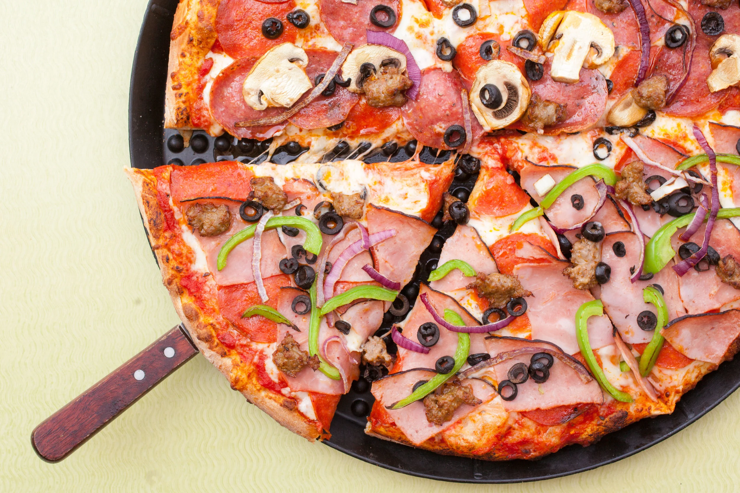 MAD PIZZA - OFFICIAL WEBSITE