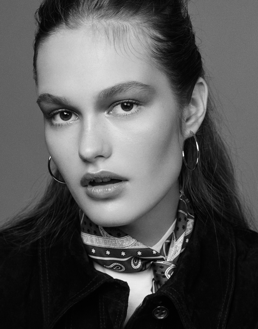 MARITIMEBLOG_DASHA_HERMESBANDANA_1.jpg