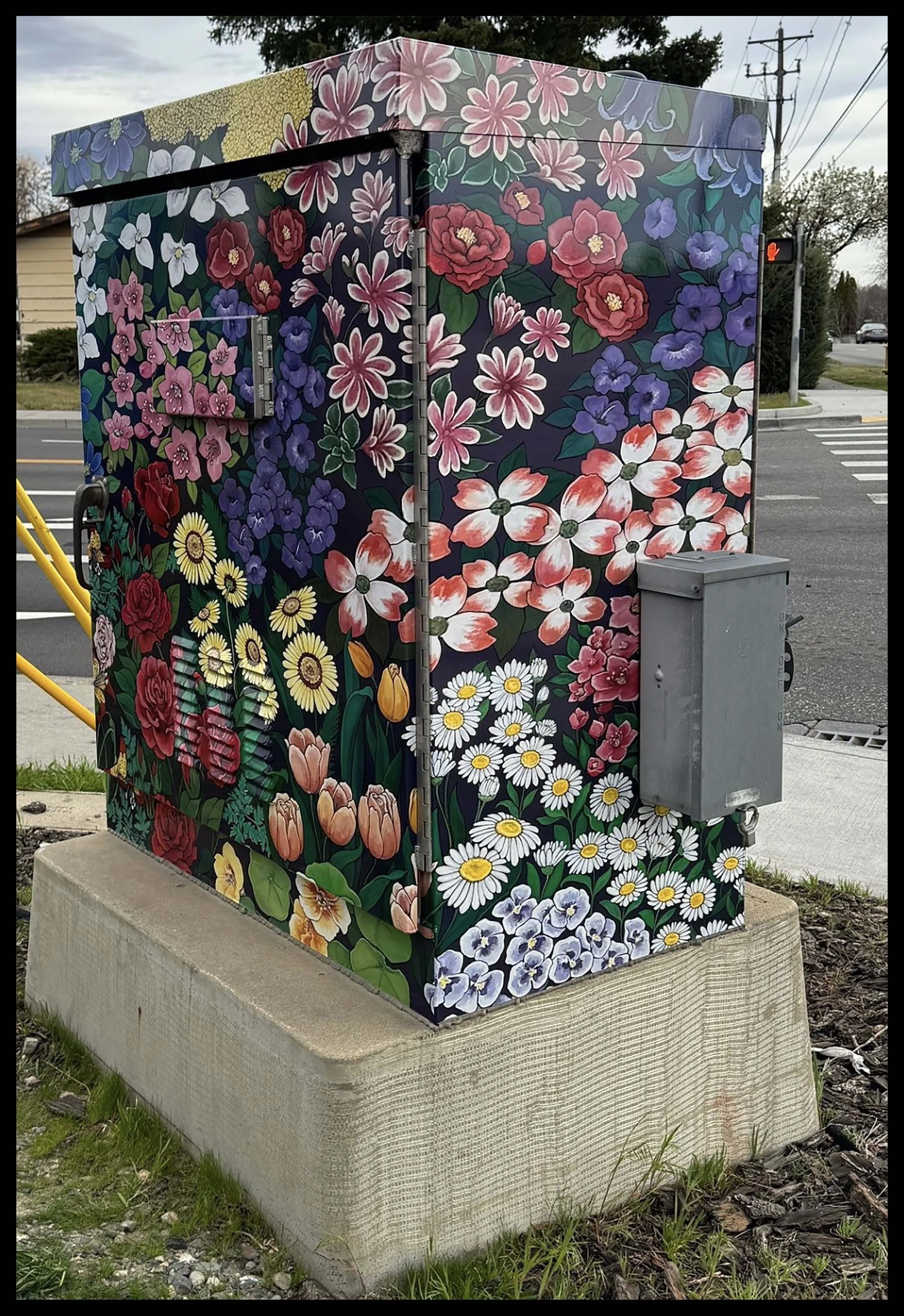  Lilla’s Garden Traffic Box Wrap in Kennewick, Washington 