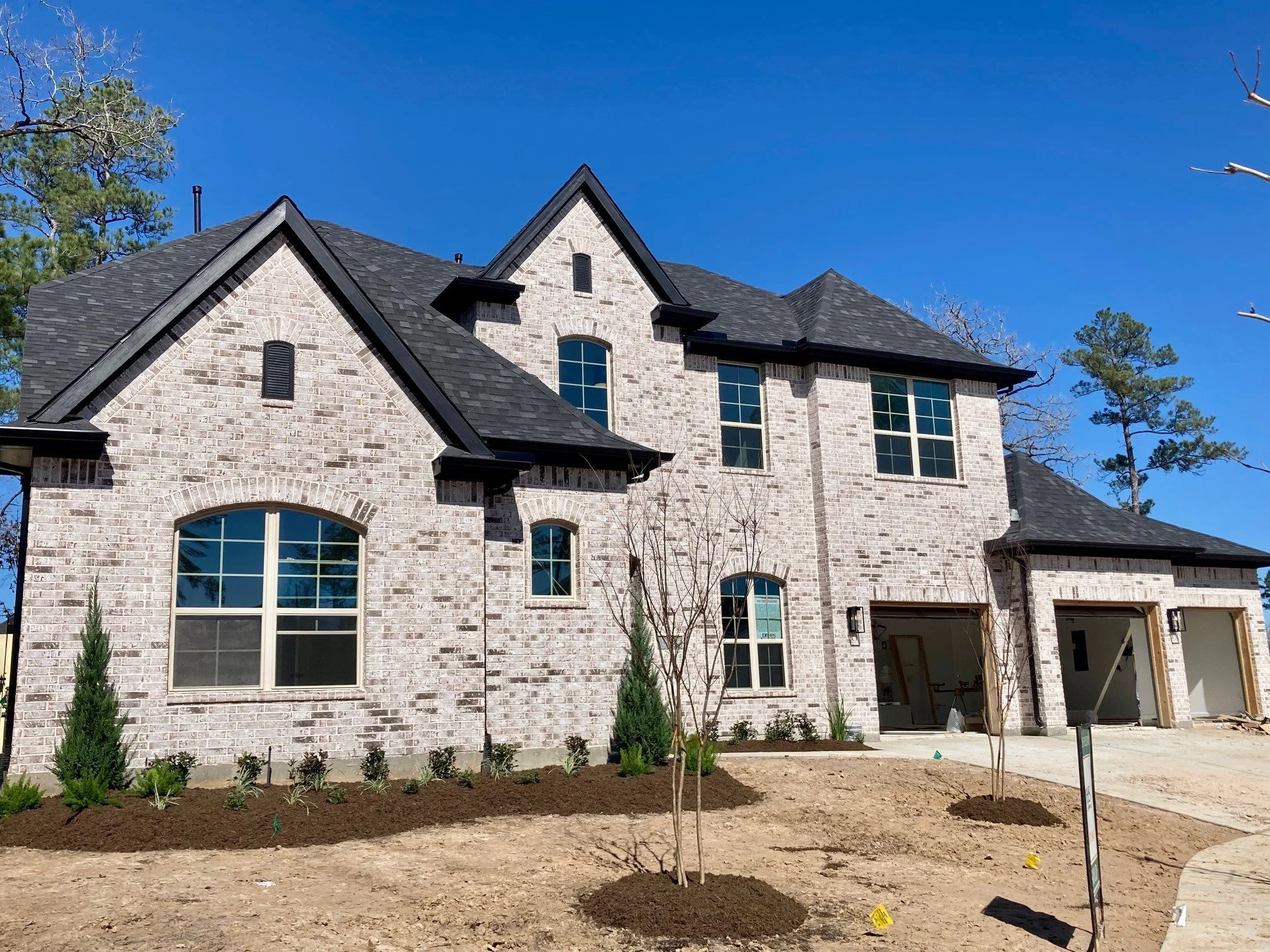 Red River Lumber is proud to supply Red River Brick.

Even better? We can ship direct to your jobsite, making it easier than ever to get started.

Texarkana: (903) 793-0038
Idabel: (580) 407-5627

📸: Salt Plains