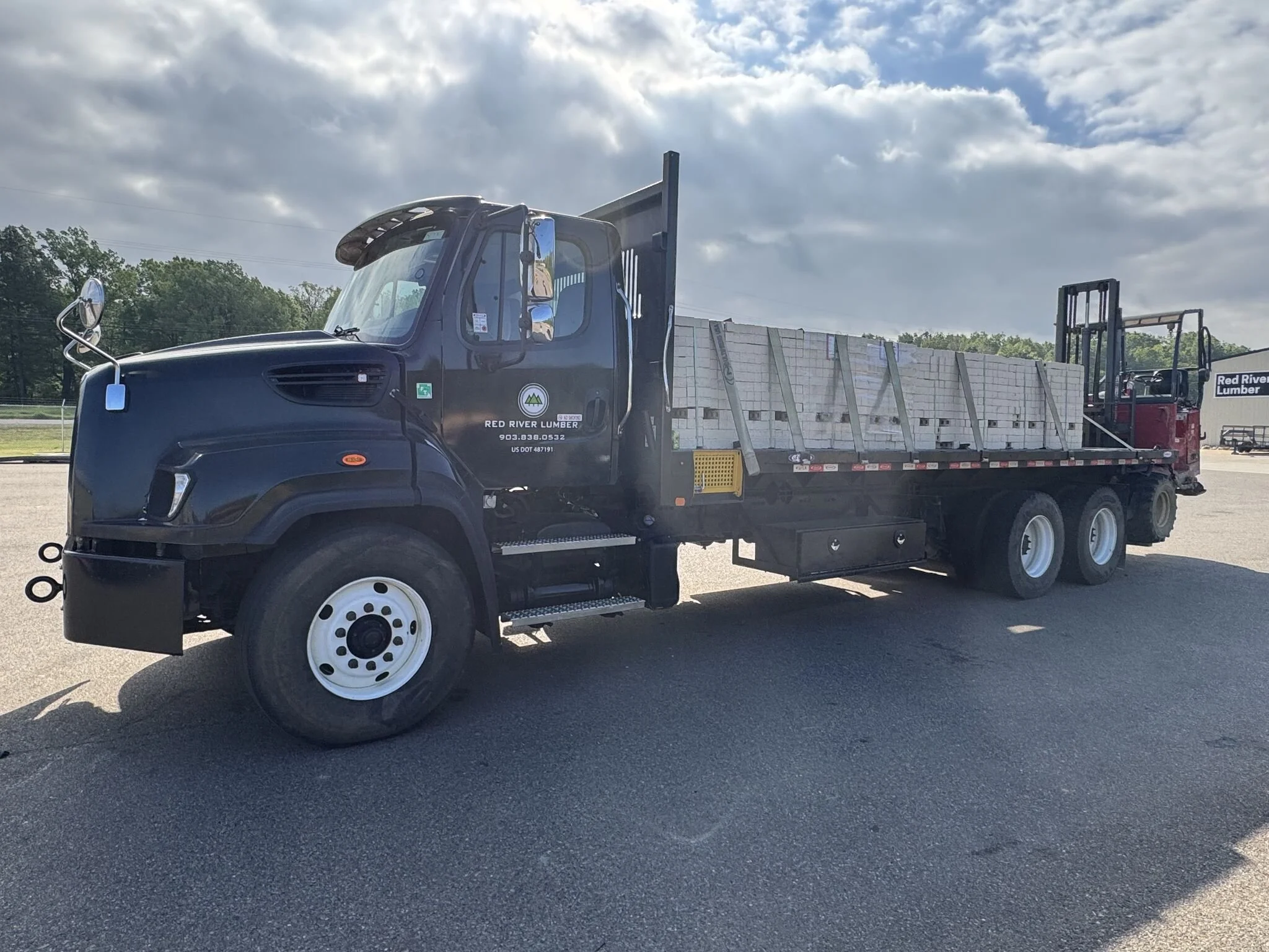 🧱 Another order of Red River Brick sold by Gregg Coker! 🧱

Call Gregg to get a brick quote for your project!

(870) 361-2622