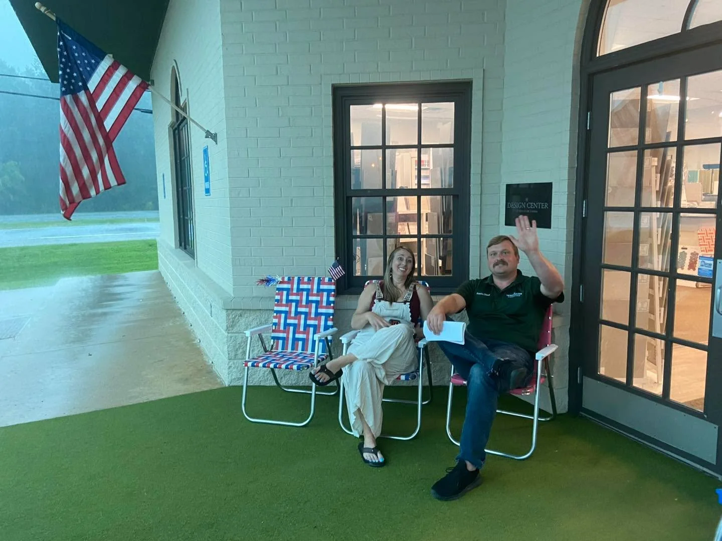 The lawn chairs even work well for porch sittin&rsquo; during the rain! ☔️ 🌧️

Get your set today!