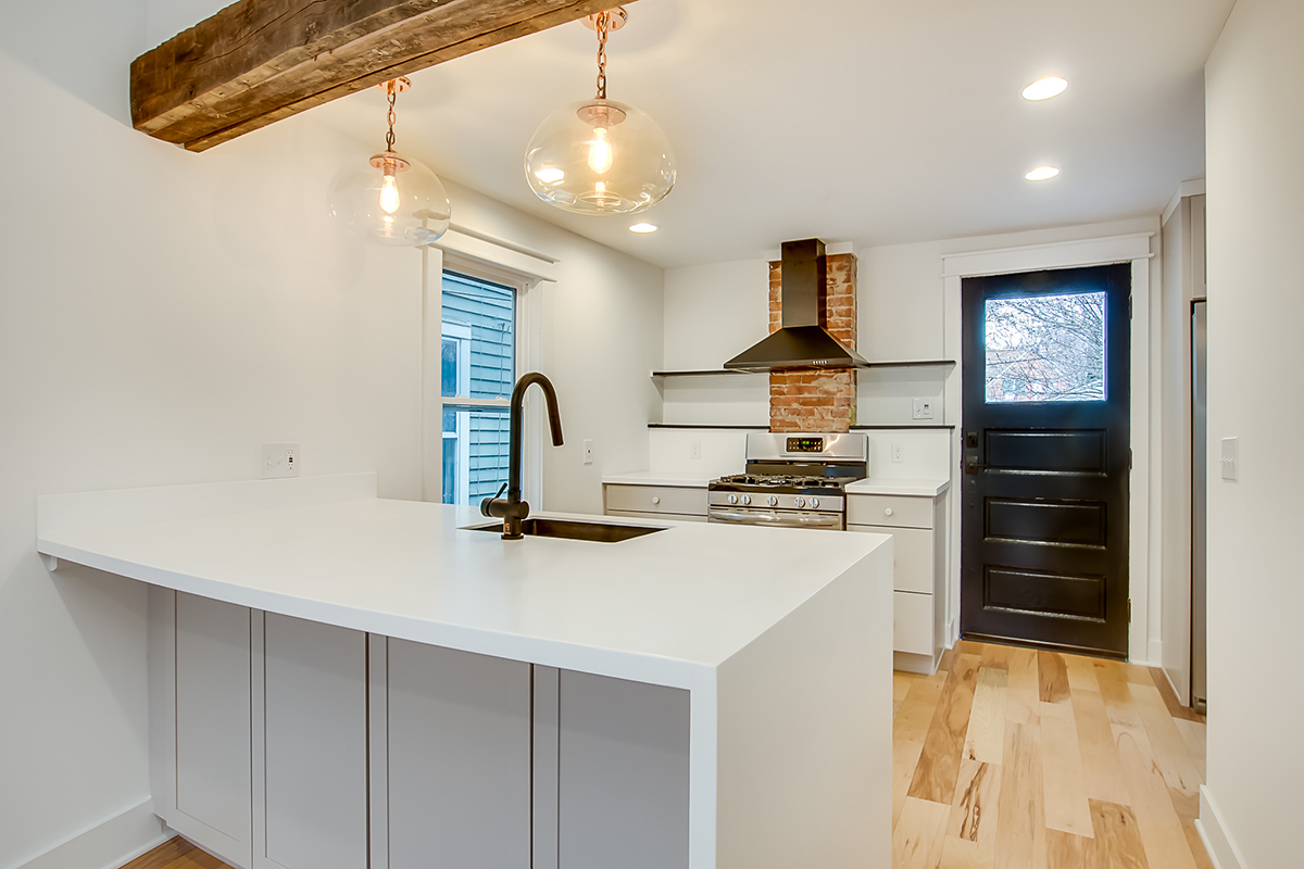 Alex4007WhitmanAveCleveland-413.jpg