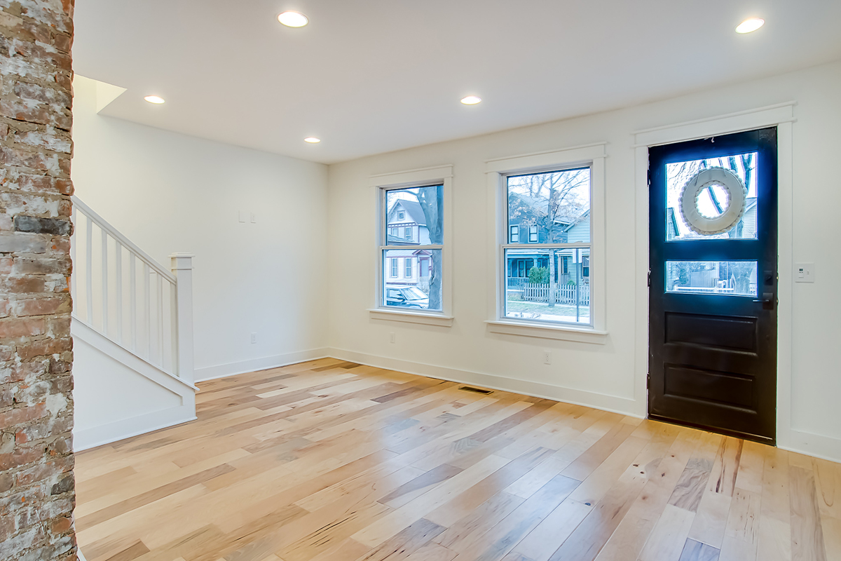 Alex4007WhitmanAveCleveland-409.jpg