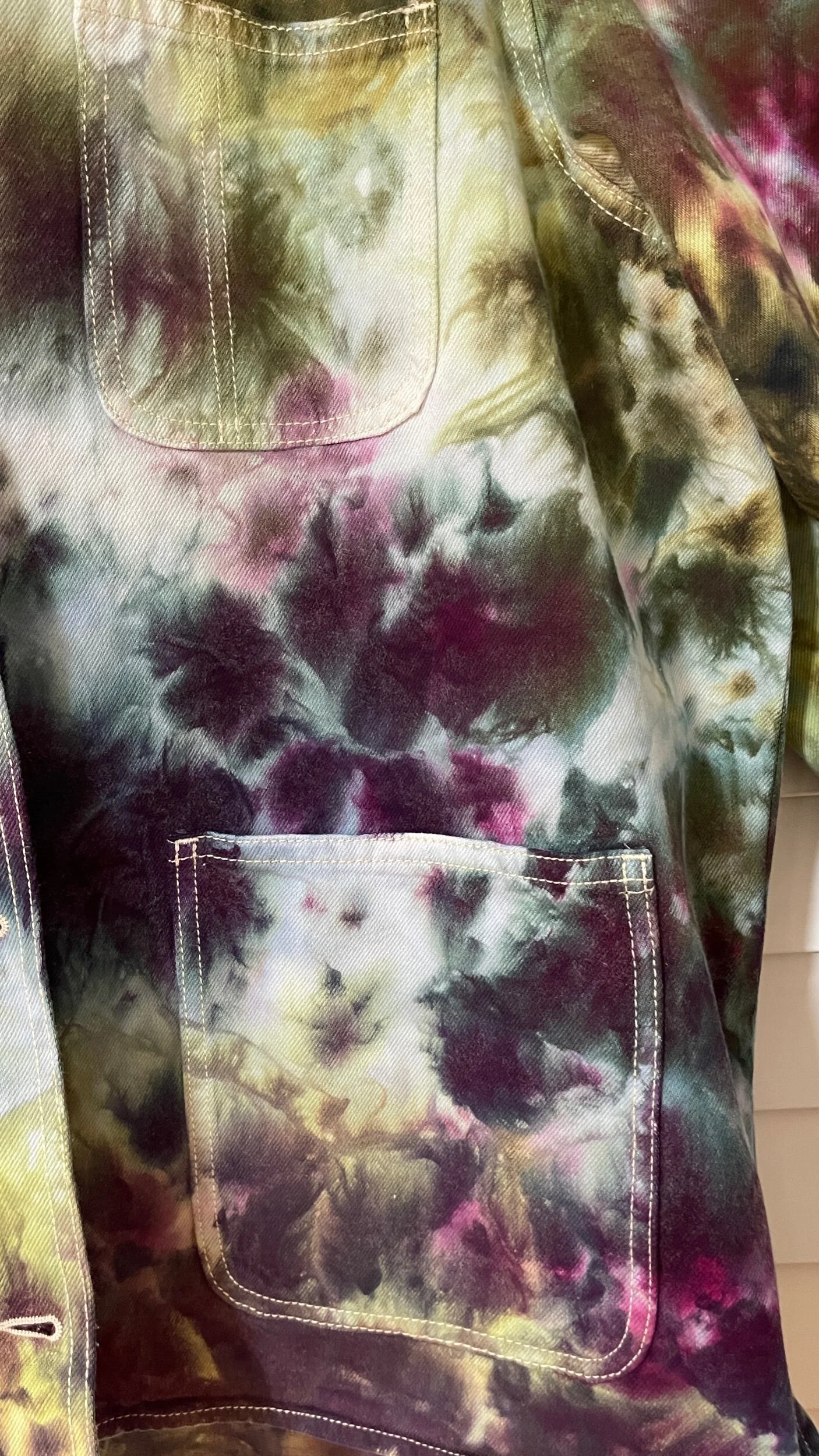 1B5B37D8-0A13-4067-9778-2C7859AE3DA9