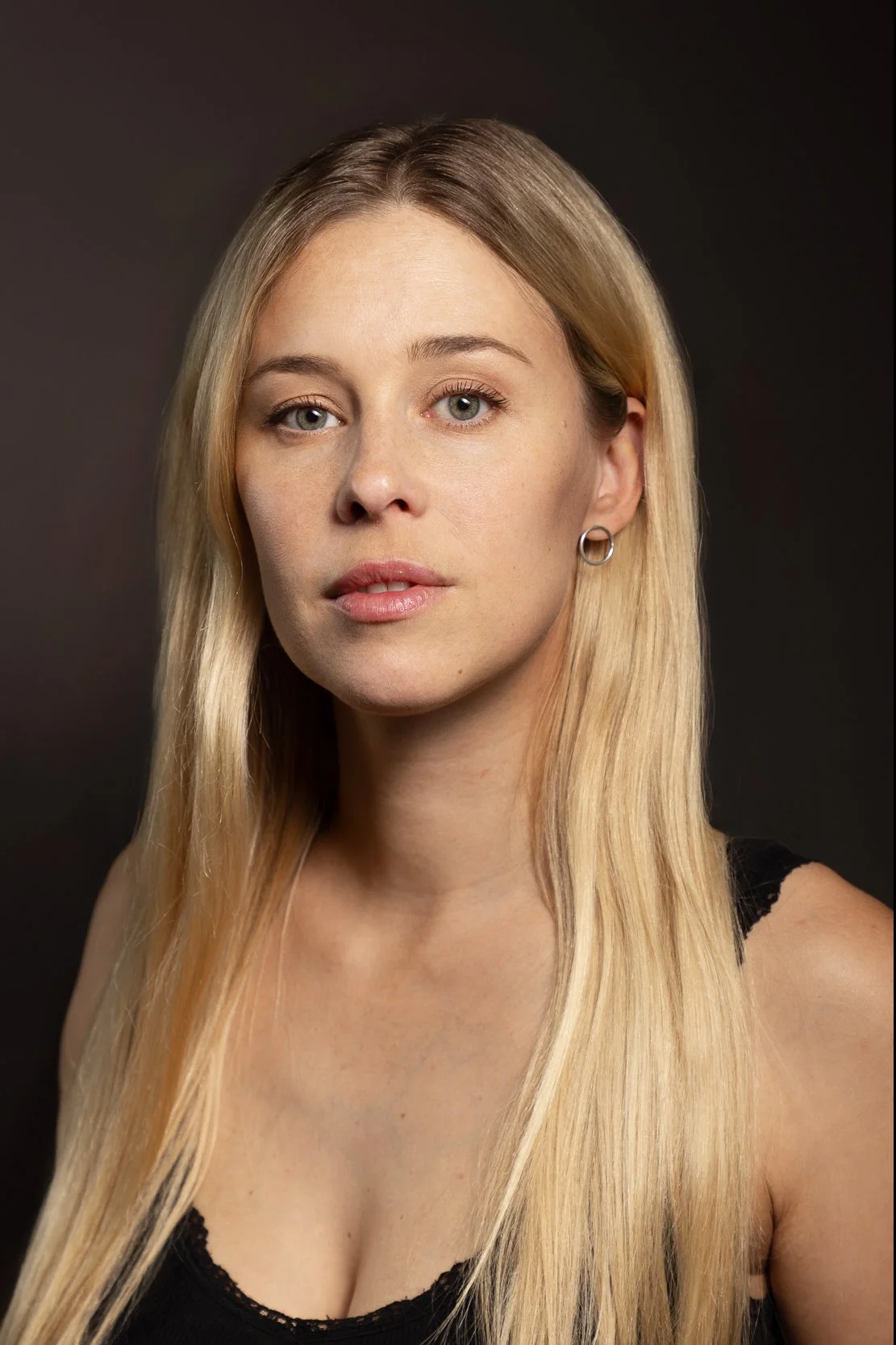 Ester Uddén_headshot_2025.jpg