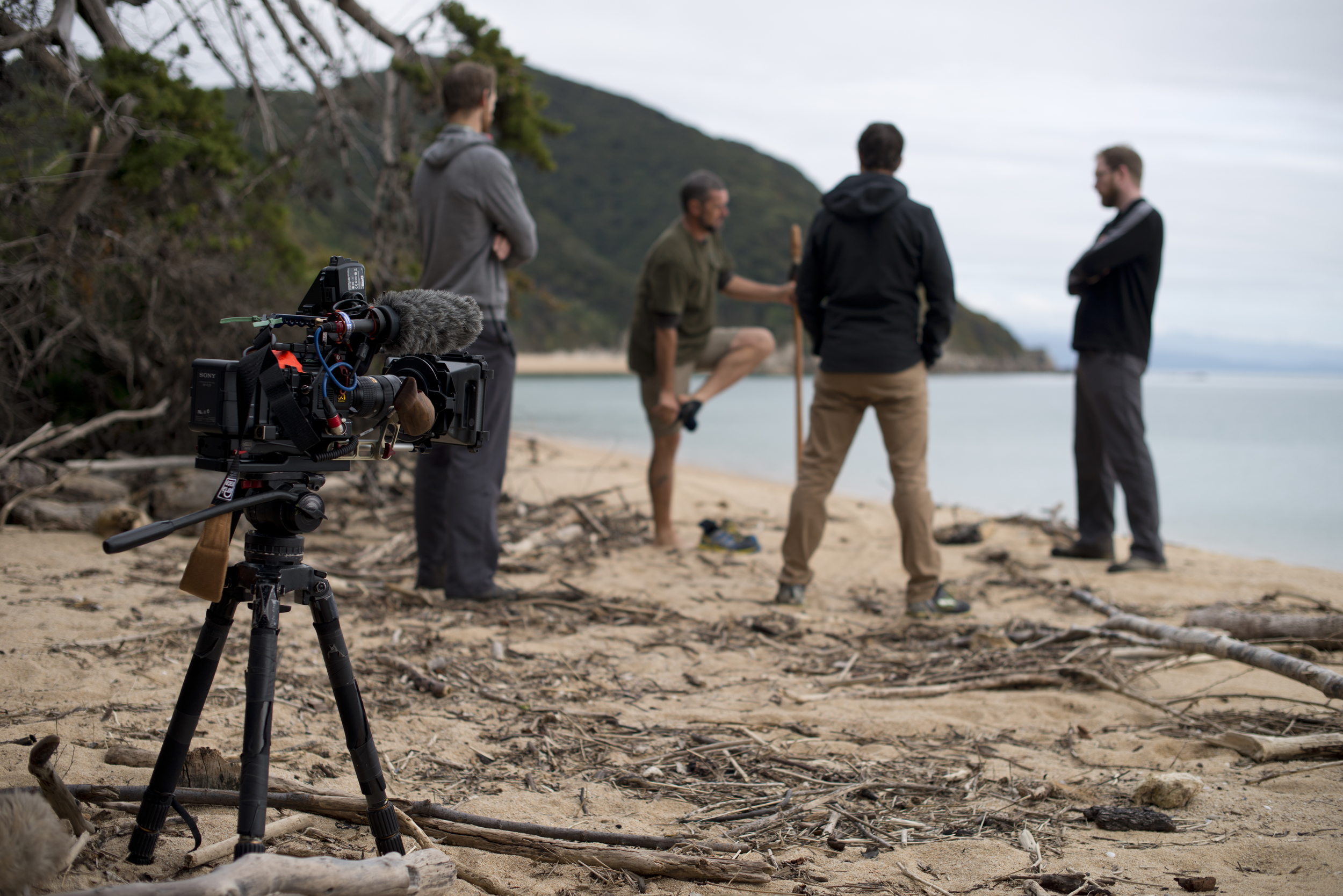 WildSurvivor_EP03_Production_002.jpg