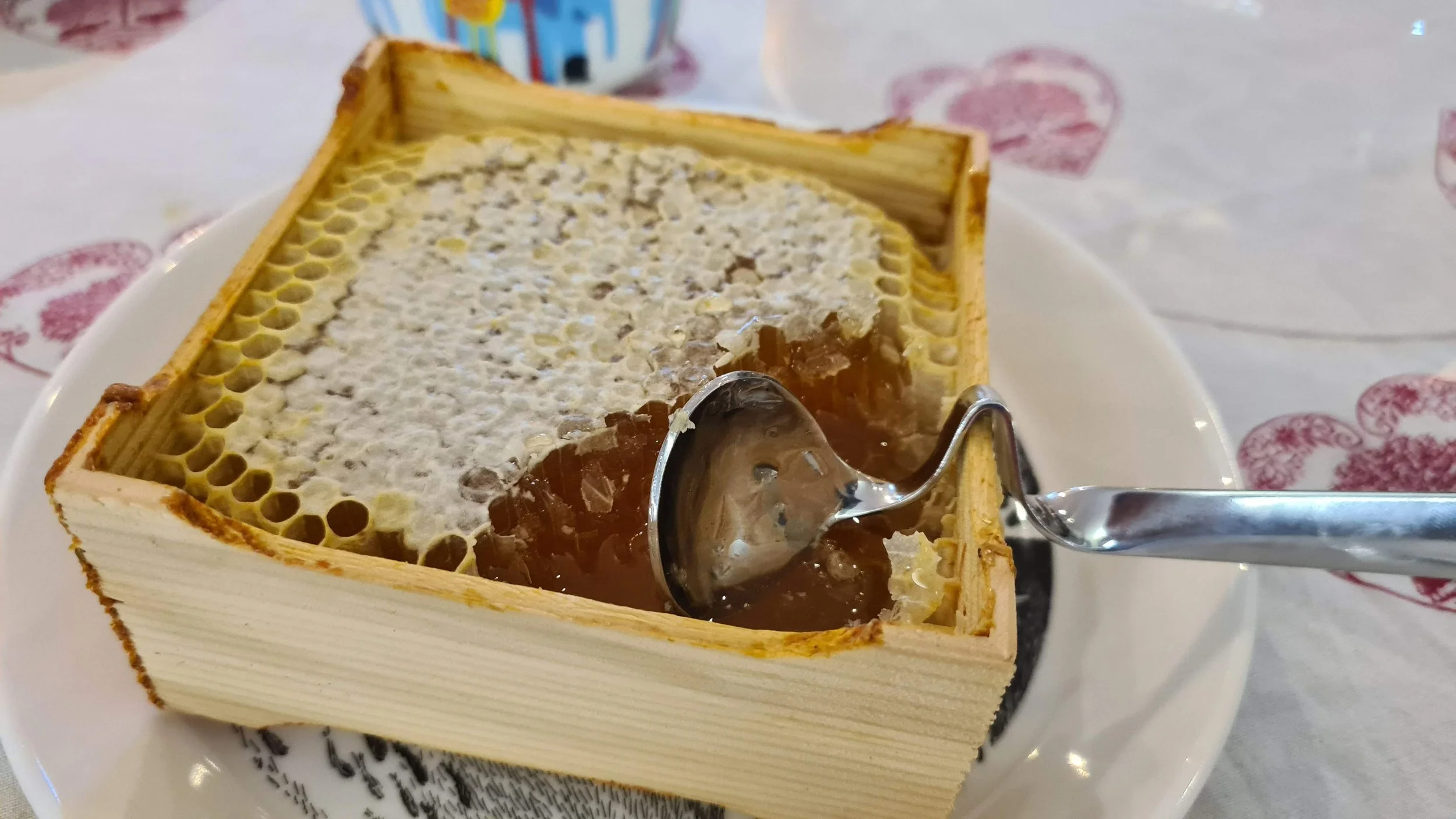 Comb honey