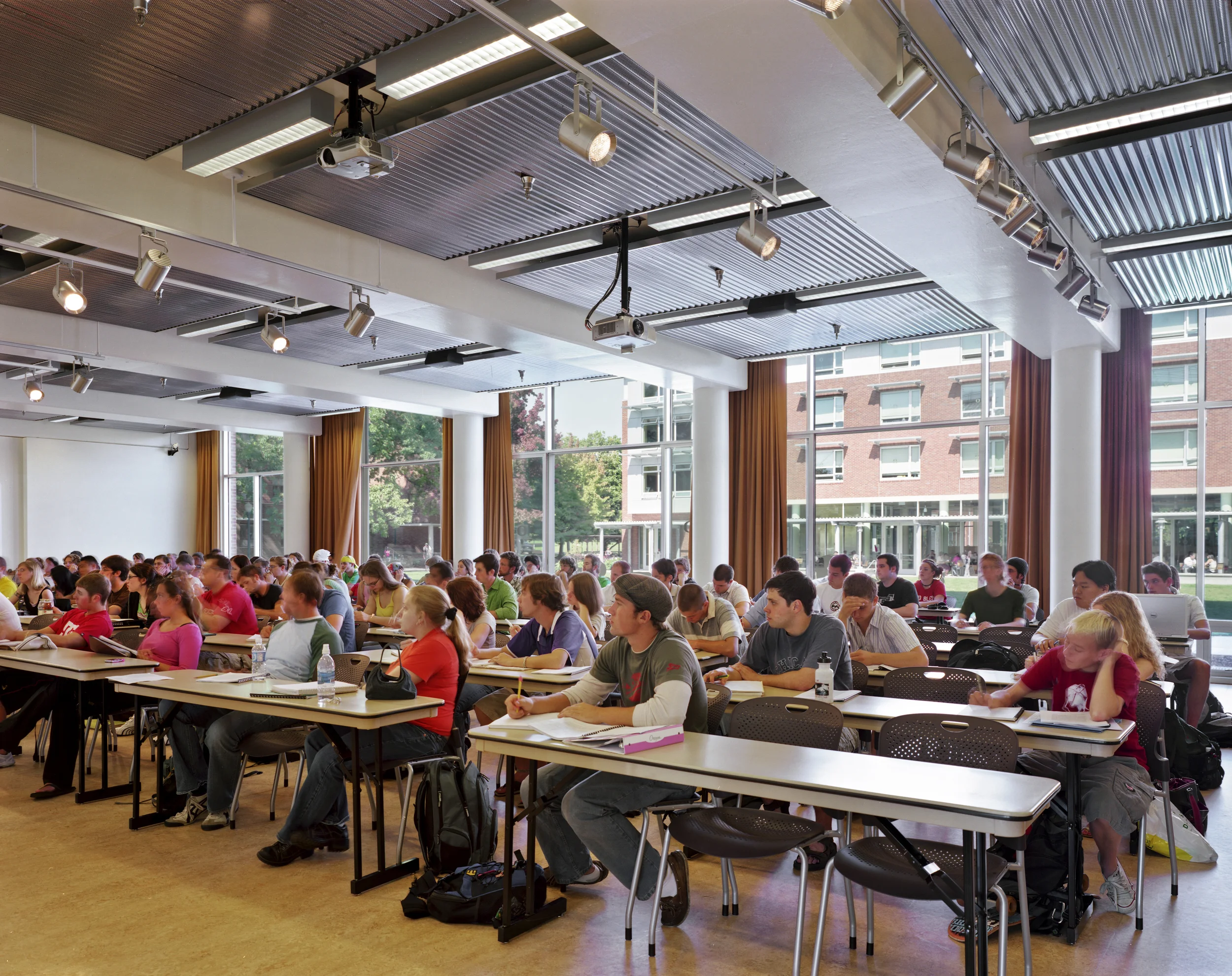Living and Learning Center, U of O ZGF 