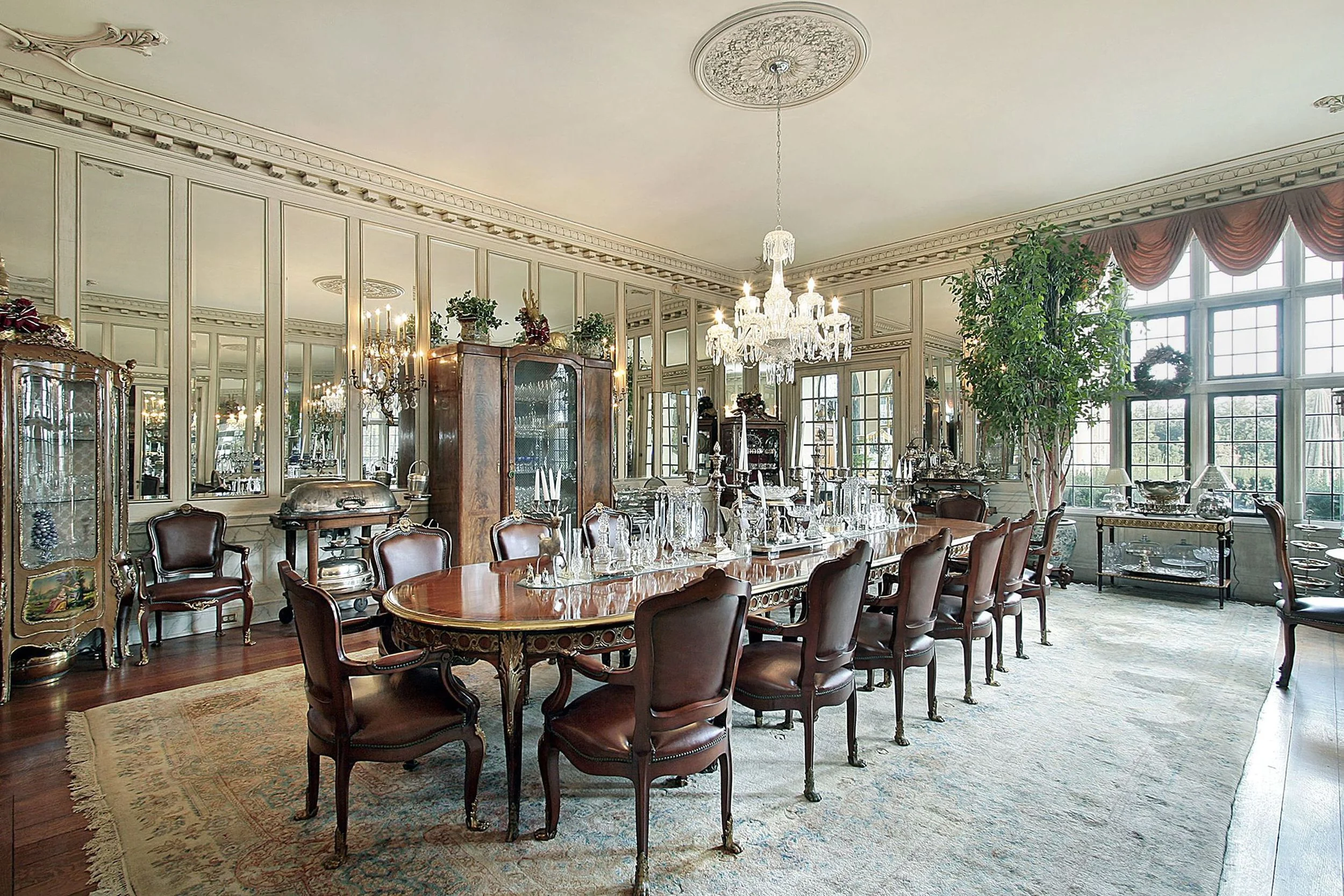 7 Formal Dining.jpg
