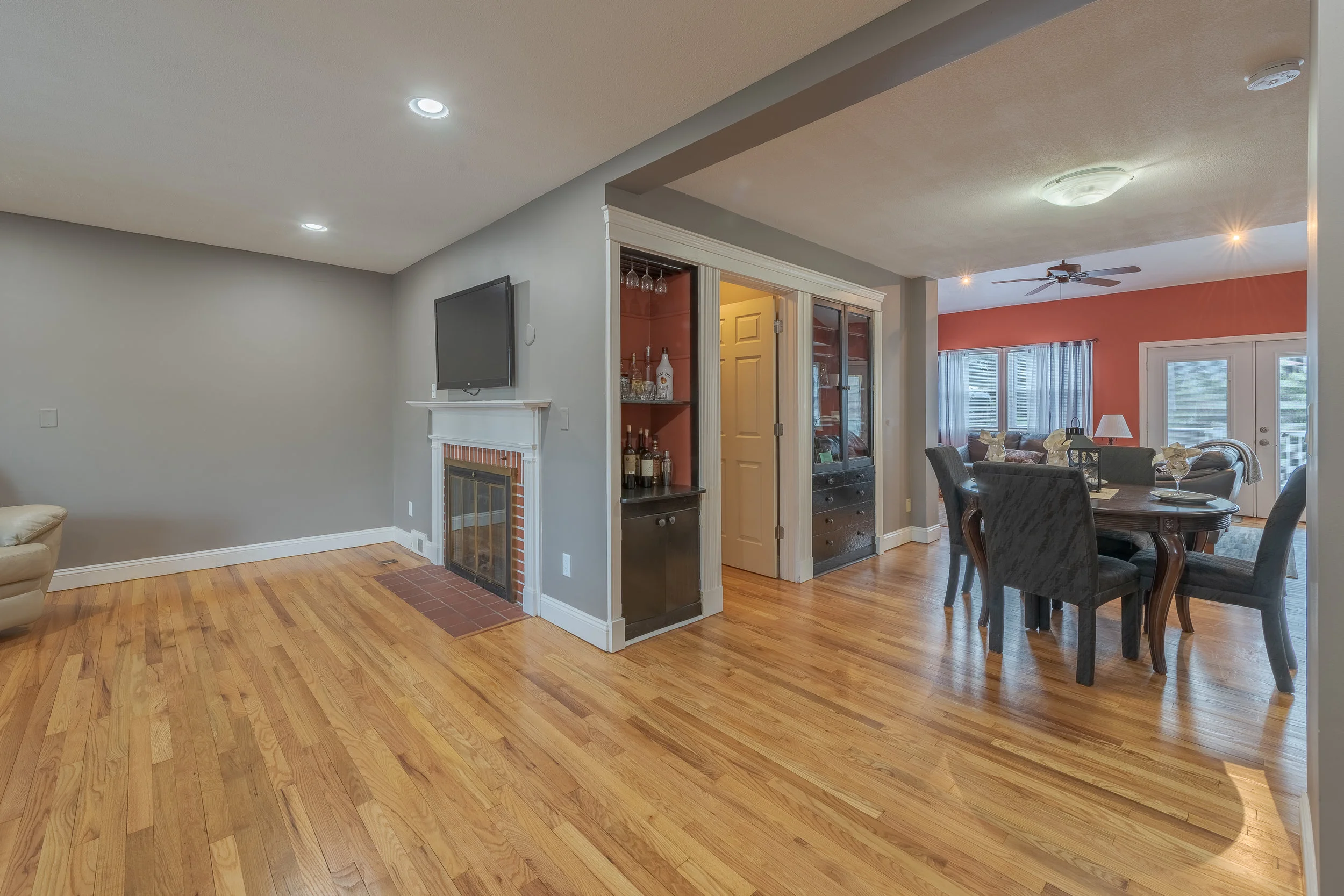 1TellerAve-hires-14.jpg