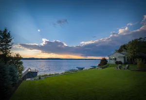 Waterfront Luxury Estate thumbnail 44