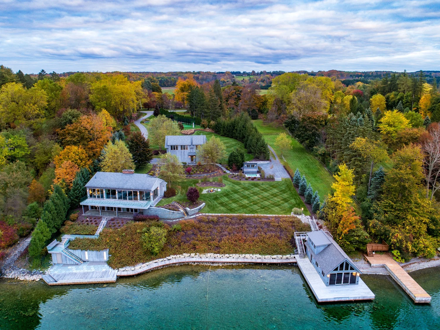 Waterfront Luxury Estate — photograph 51