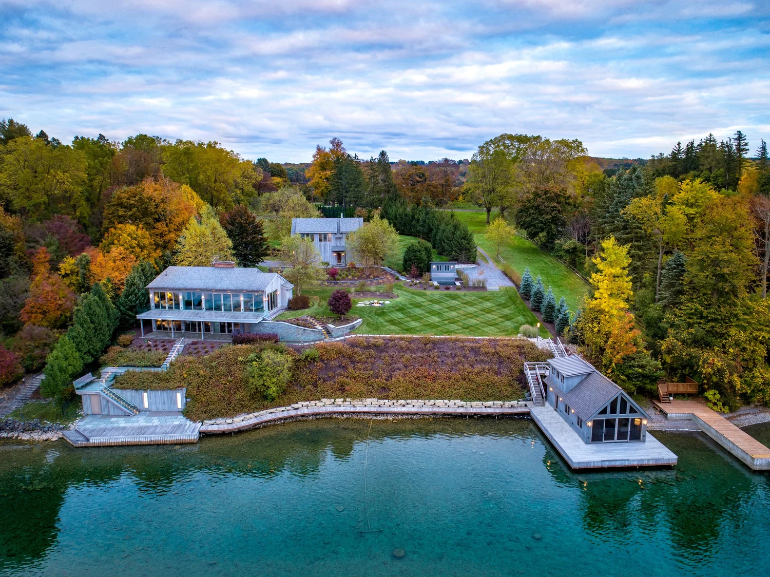 Waterfront Luxury Estate — photograph 52