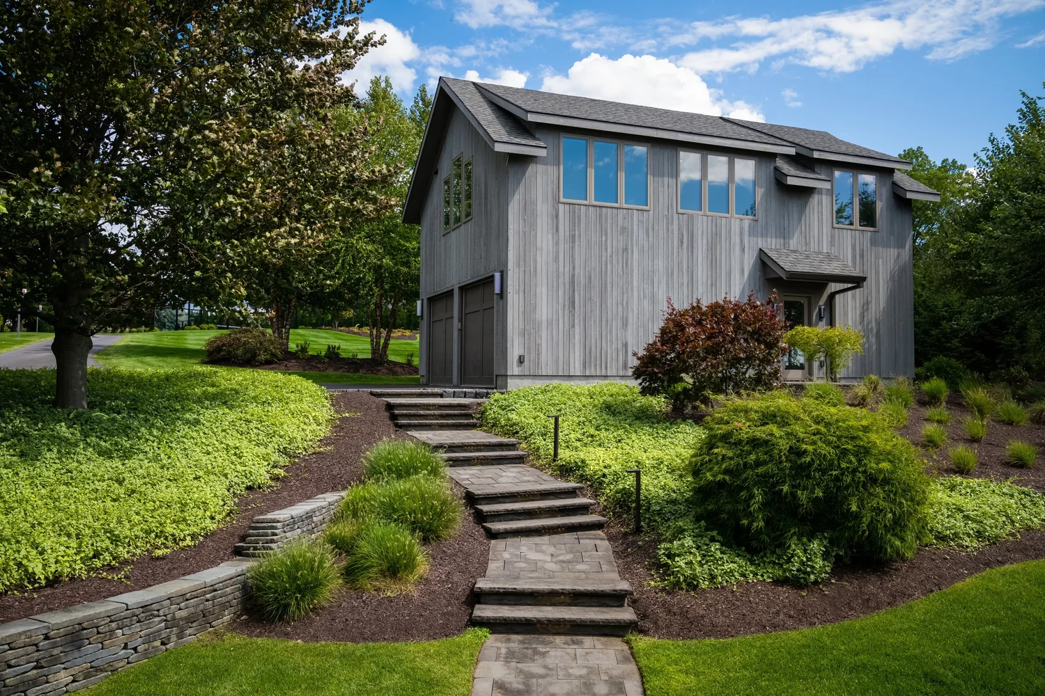 Waterfront Luxury Estate — photograph 60