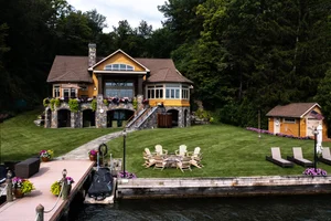 The Jewel Of Cayuga Lake thumbnail 4