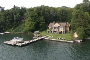 The Jewel Of Cayuga Lake thumbnail 8