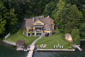 The Jewel Of Cayuga Lake thumbnail 12