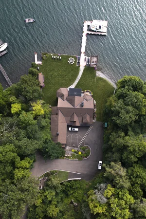 The Jewel Of Cayuga Lake thumbnail 13