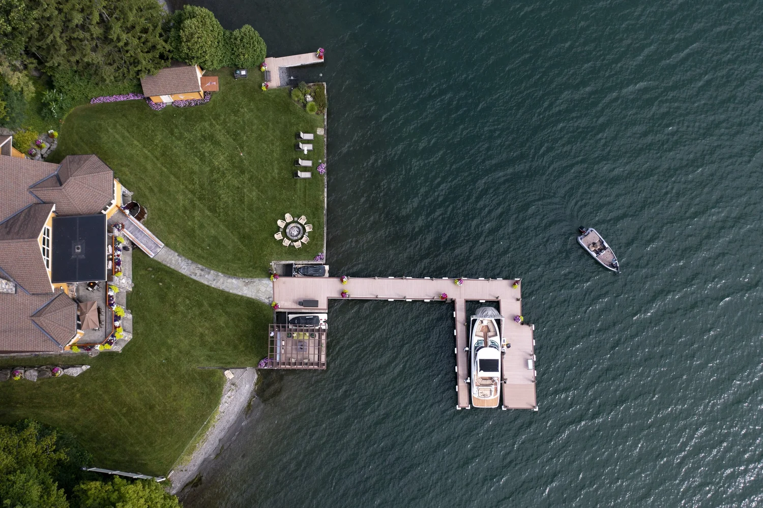 The Jewel Of Cayuga Lake — photograph 16