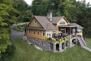 The Jewel Of Cayuga Lake thumbnail 26