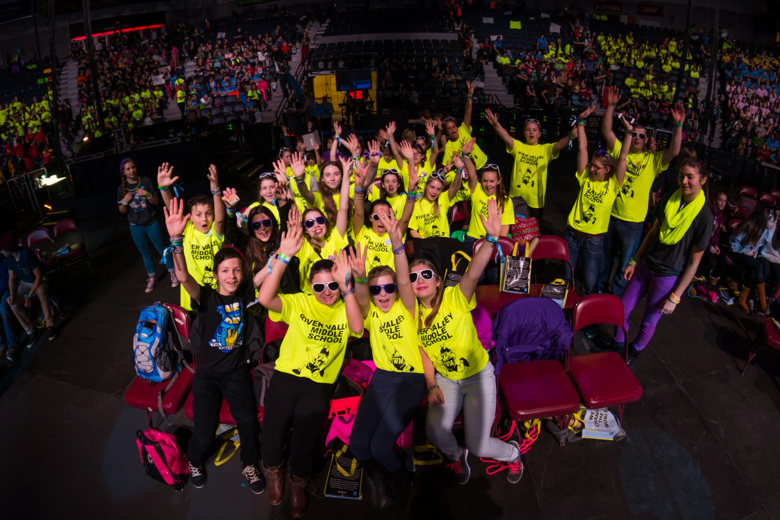 CHILLINWITHBERNIE_WDATL_STAGE-11.jpg