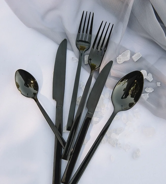 black-cutlery.jpg