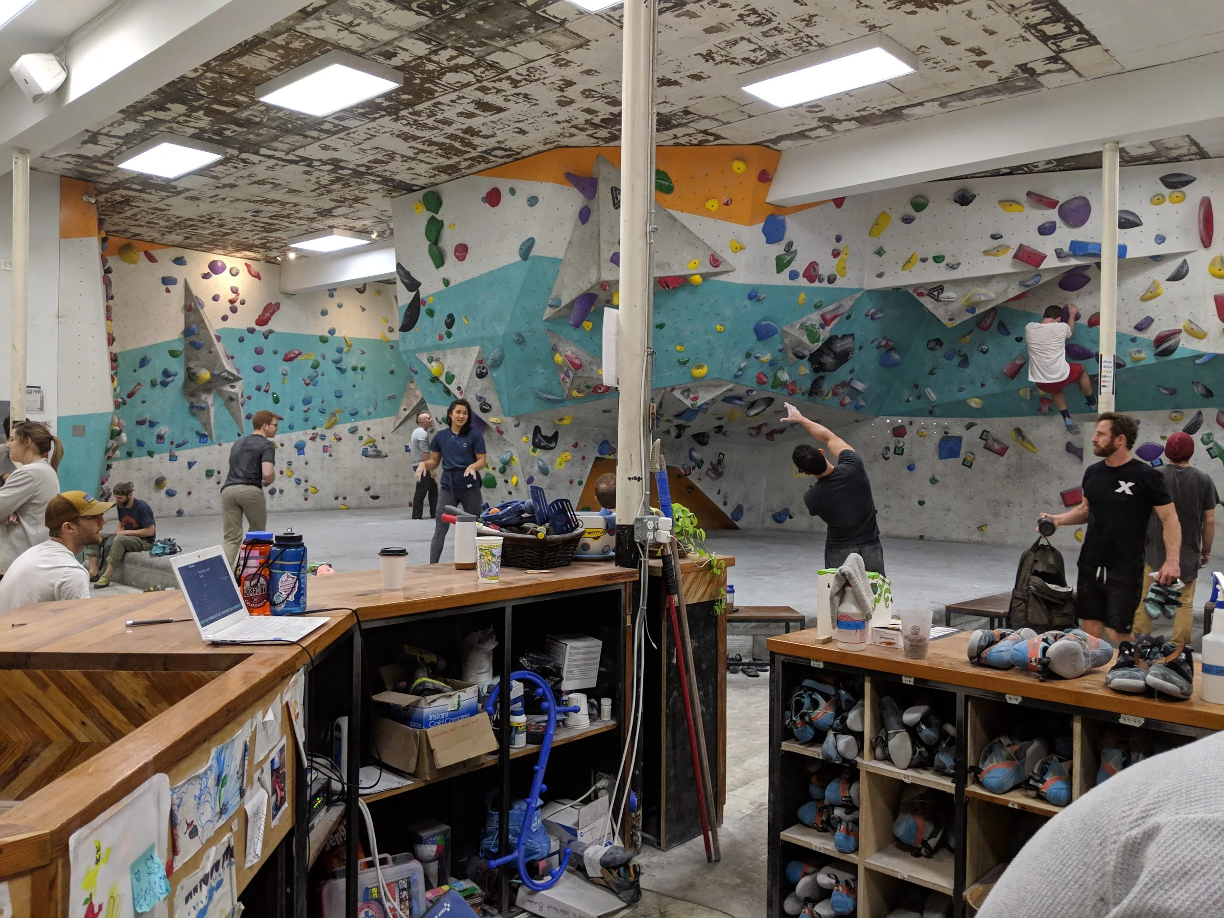 A festive, supportive community that’s pretty hopping, even on a weeknight.