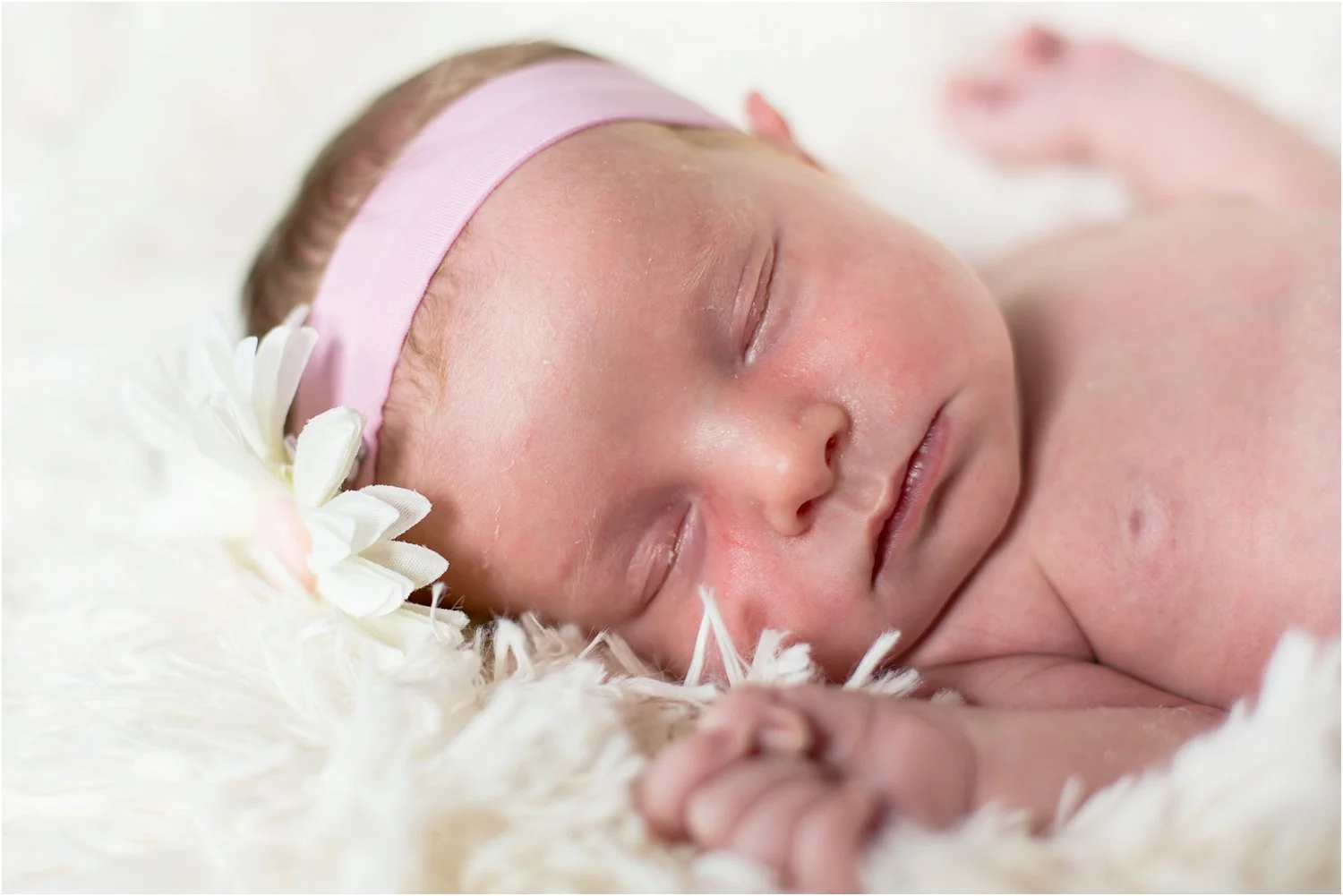 Harrisonburg_VA_Newborn_Portraits_Pflugradt_0002.jpg