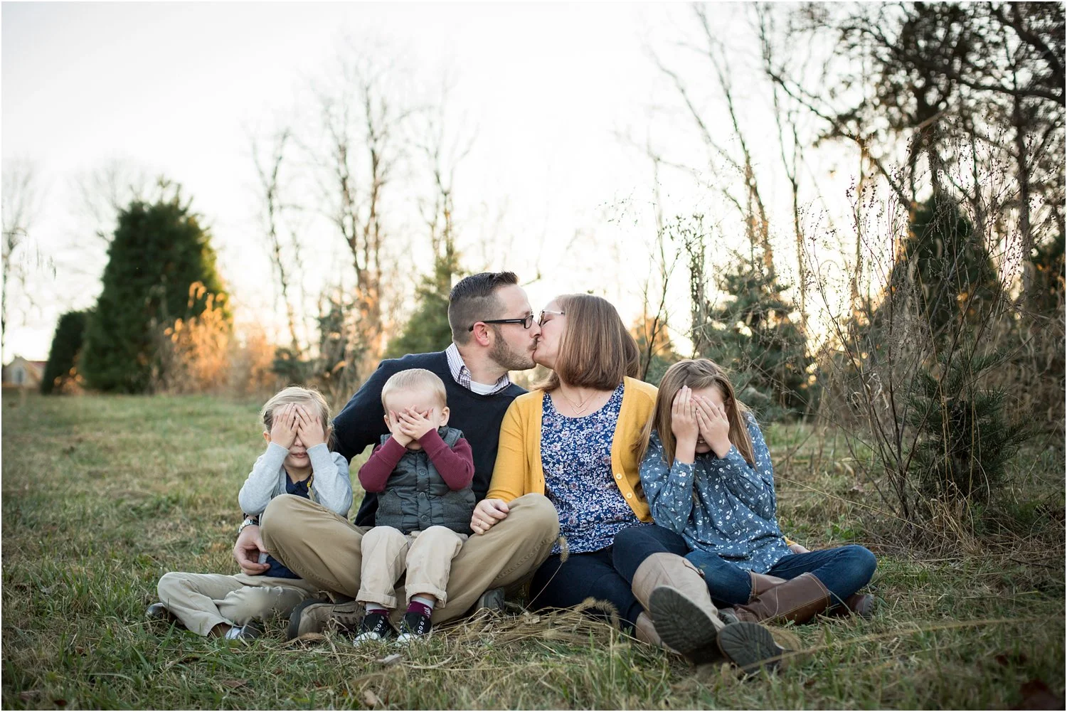 Evergreen_Christmas_Tree_Farm_Keezletown_VA_Family_0003.jpg