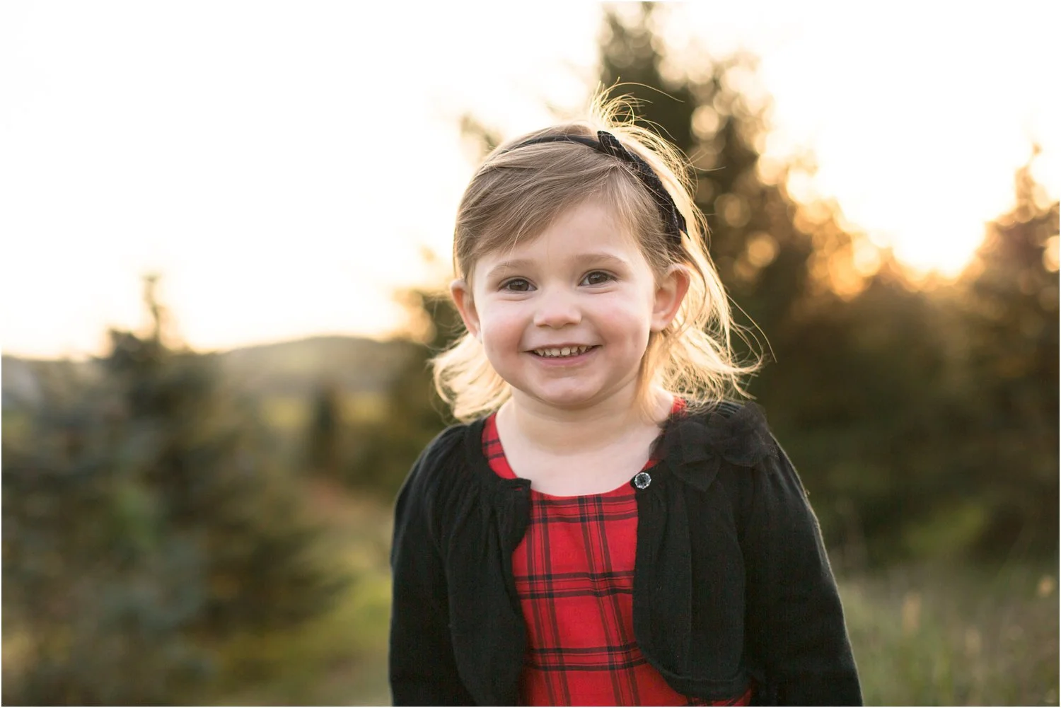 Evergreen_Christmas_Tree_Farm_Family_Portraits_0010.jpg