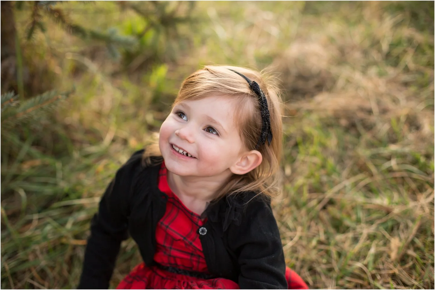 Evergreen_Christmas_Tree_Farm_Family_Portraits_0012.jpg