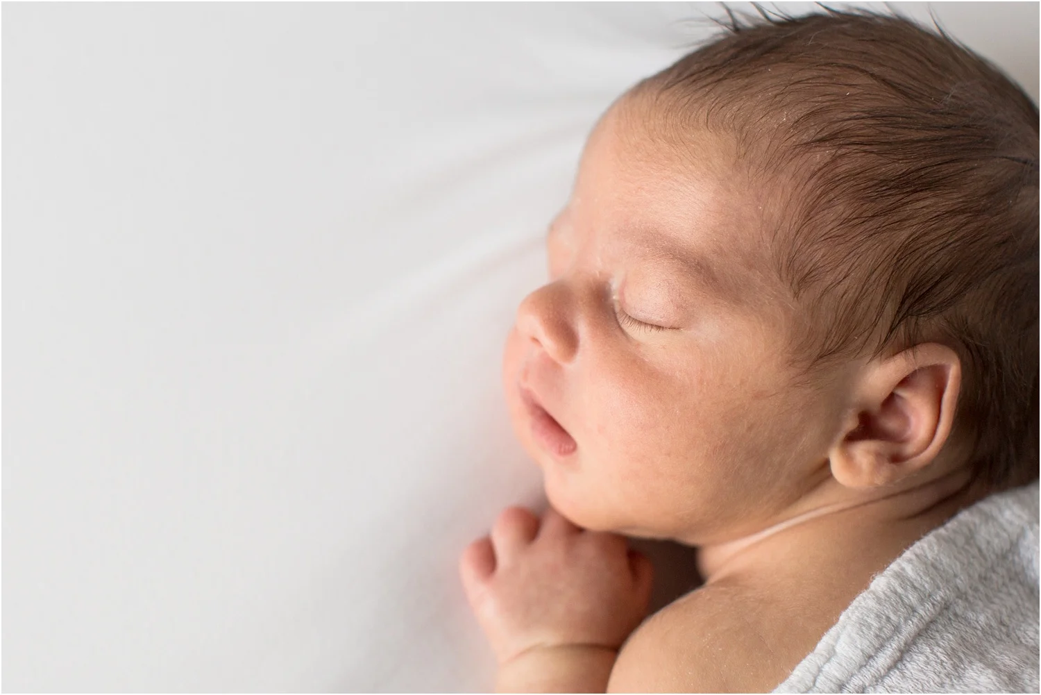 Ortiz_Newborn_Portraits_Harrisonburg_VA_Photography_0002.jpg