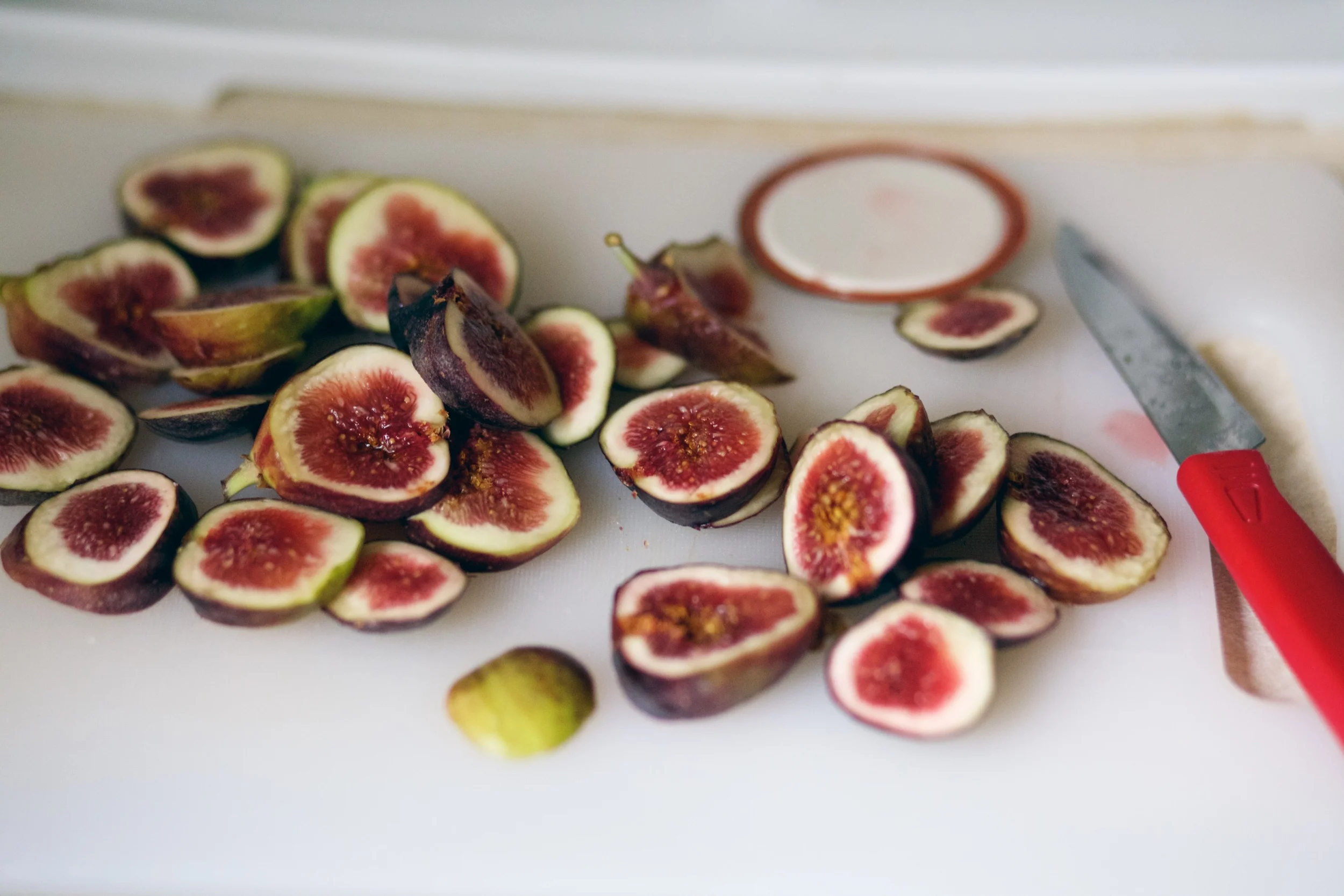 Sliced fresh figs