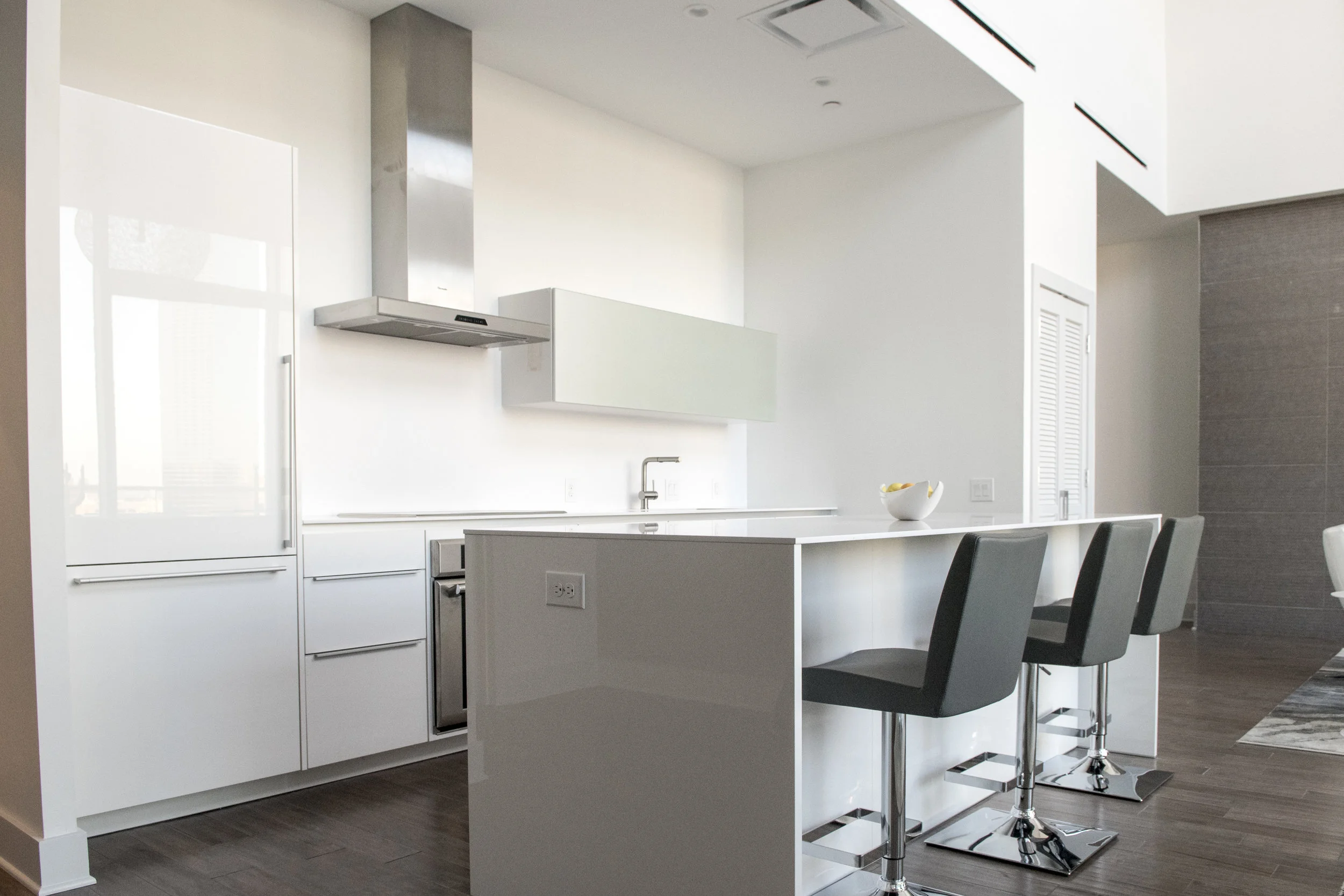 Dallas Luxury Realty Condo for Sale W Hotel # 1434