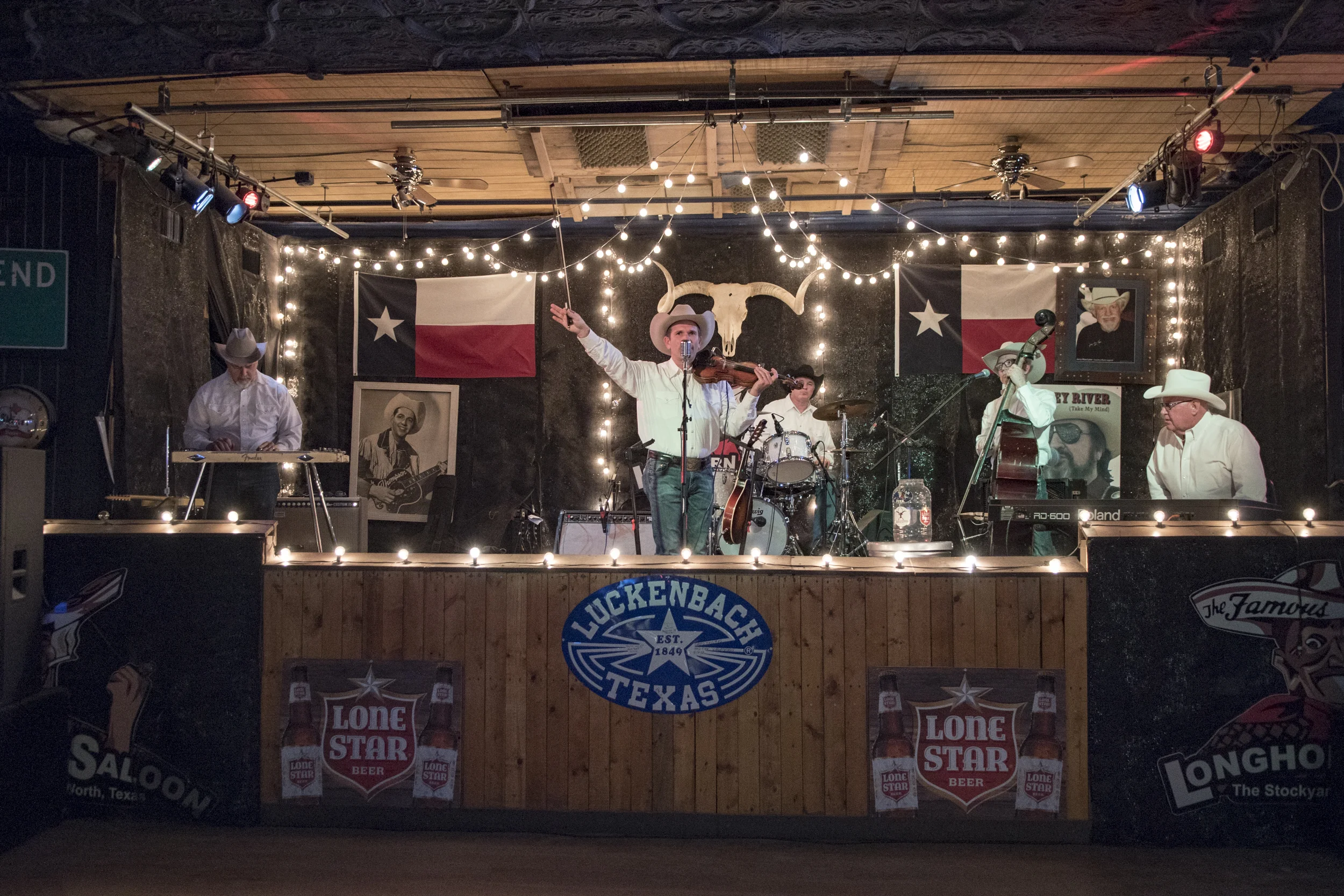 Lil'_Red's_Longhorn_Saloon,_FT._WORTH_presents_Jason_Roberts_Band_Jan_2019_KatherineHersheyPhotography-2.jpg