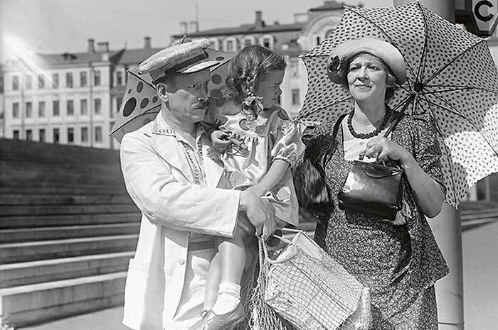 A still from the 1940 hit film The Foundling.jpg