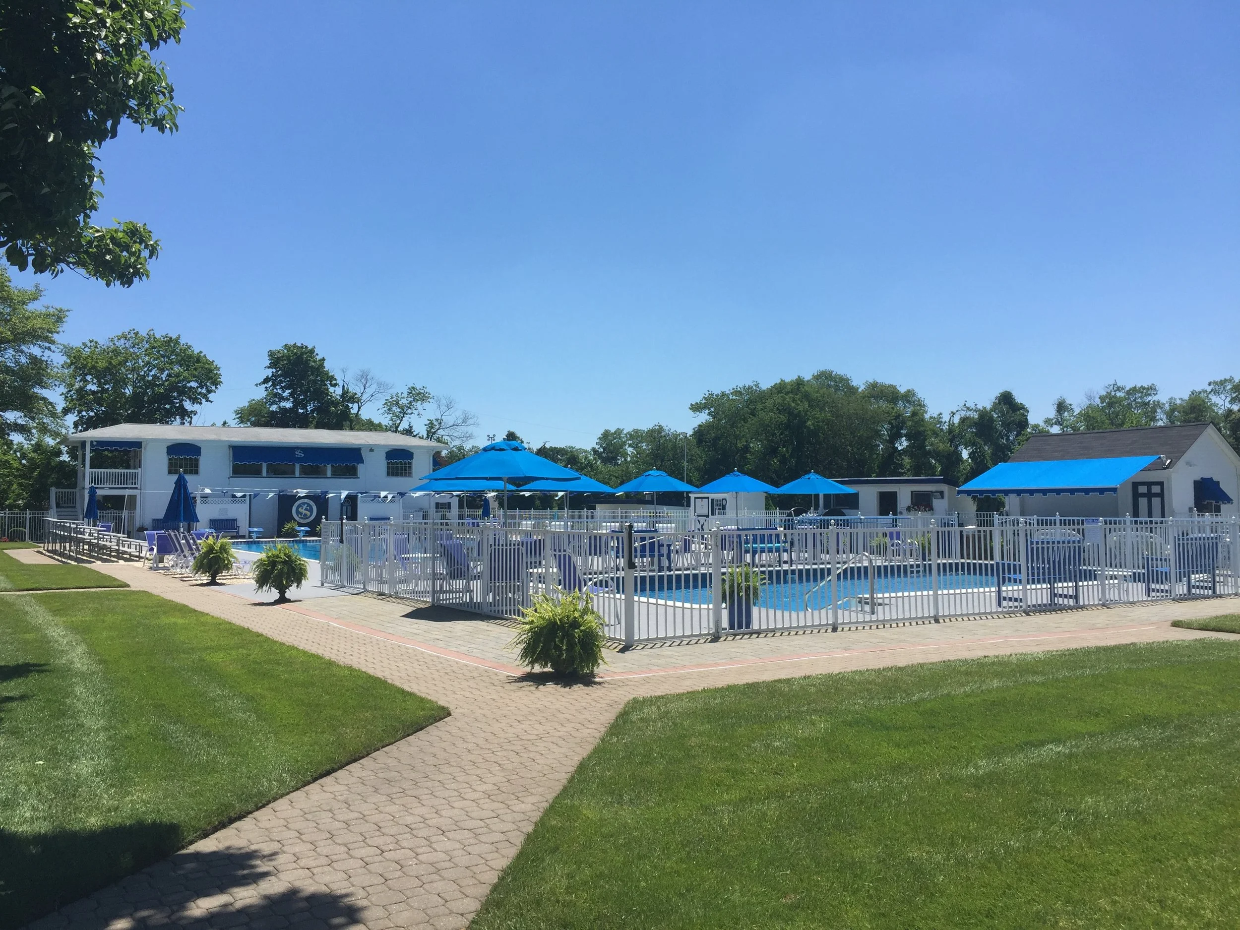 Entire pool area.JPG