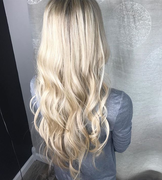 💍💍💍💍
Need a last minute cut or color before vacation?? Give us a call! *we still have a few openings left this week but they&rsquo;re filling up fast! Book today online or call the salon!*
#beachhairdontcare #lastminuteavailability #westernmassst