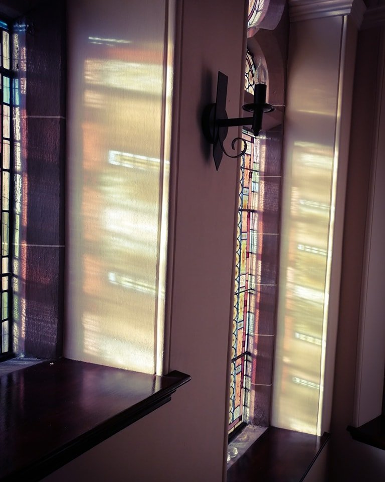 Isn't it amazing the effect of natural, filtered, April light through stained glass?