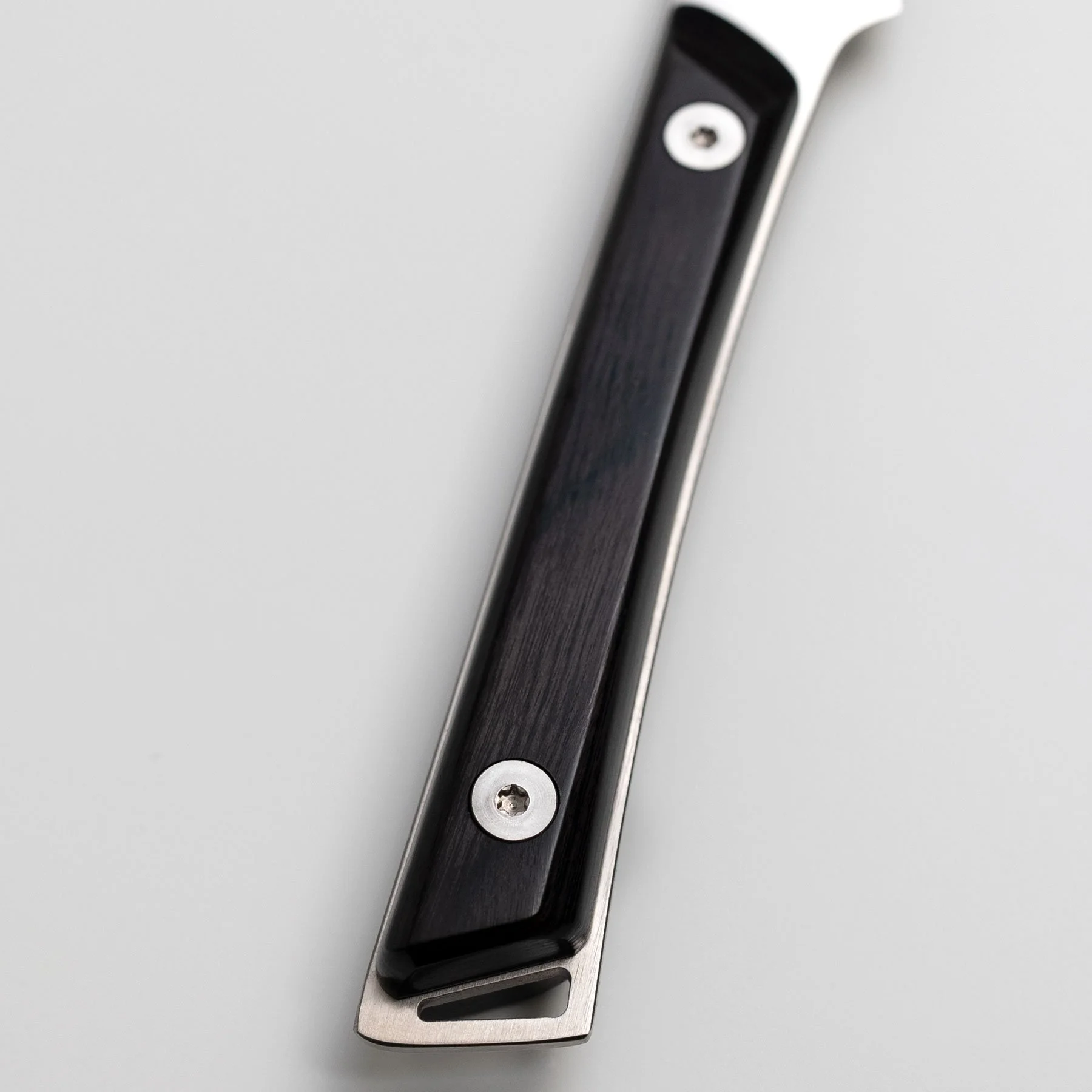 GPT0700Paring_Handle_Crop.jpg