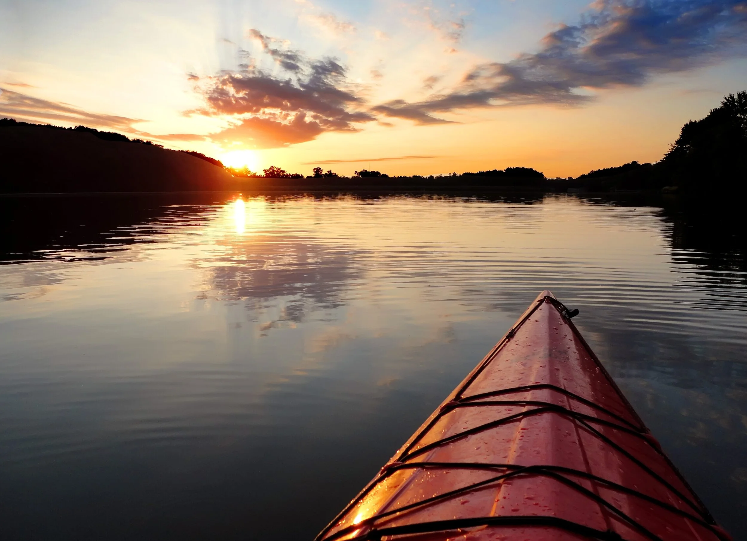 kayak-at-night-4.jpg